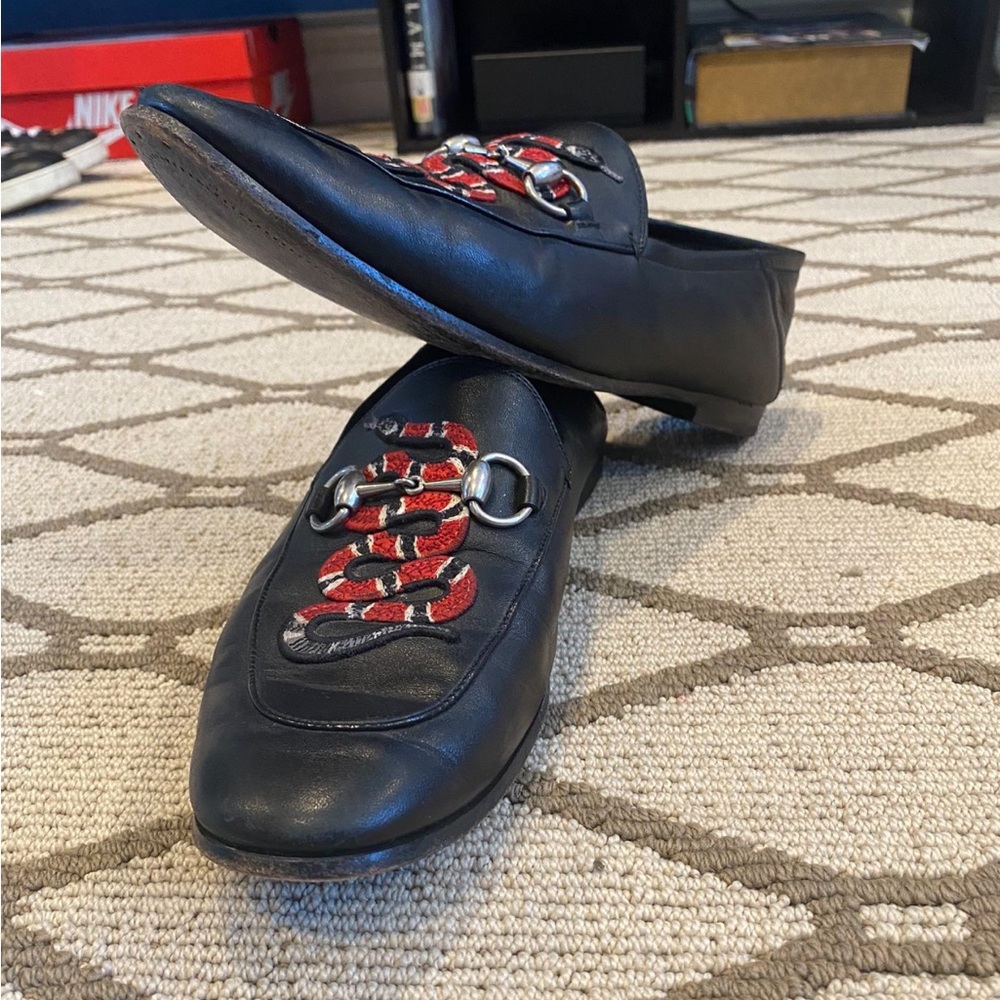 Gucci Black and Red Loafers Slip-Ons
